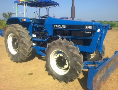 ขาย  รถไถFORD  รุ่น6640คานหน้าNEWHOLLAND  มีทะเบียนพร้อมใช้สนใจ0810076640
