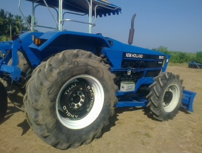 ขาย  รถไถFORD  รุ่น6640คานหน้าNEWHOLLAND  มีทะเบียนพร้อมใช้สนใจ0810076640
