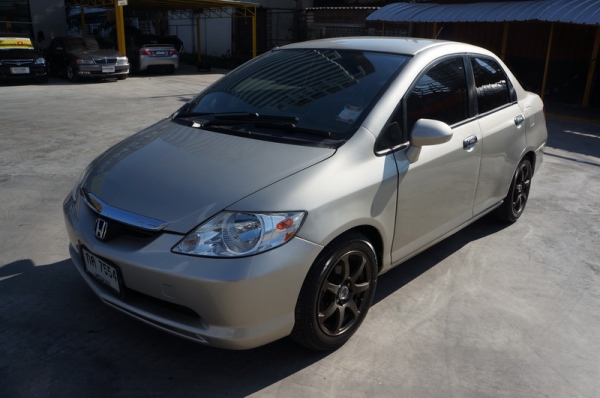 ออกรถ ไม่เสียเงิน การันตรี รถสวย HONDA CITY ปี 2003 ล้อ MAX แต่ง พวงมาลัยพาวเวรอ์ กระจกไฟฟ้า เครื่องเดิมวิ่งดี ช่วงล่างแน่น ภายในสภาพสวย สีสวย รถพร้อมใข้งาน จัดไฟแนนได้ ฟรีดาวน์