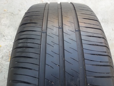 ขายยาง205/55/16 ปี 11  MICHERLIN ENERGY XM2 4 เส้น