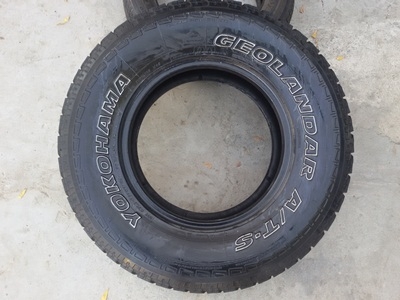 ขายยาง265/70/16 ปี 0710 YOKOHAMA GEOLANDAR ATS 4 เส้น