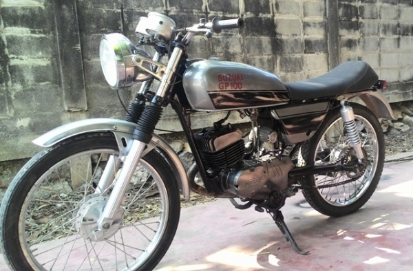 suzuki gp100
