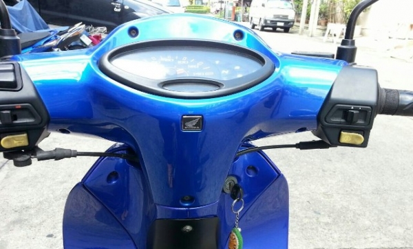 สตาร์ทมือ wave 125s กท4980 น้ำเงินดำ  เดิมๆ เครื่องดีมาก 20000