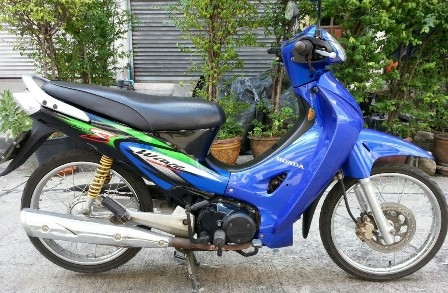 สตาร์ทมือ wave 125s กท4980 น้ำเงินดำ  เดิมๆ เครื่องดีมาก 20000