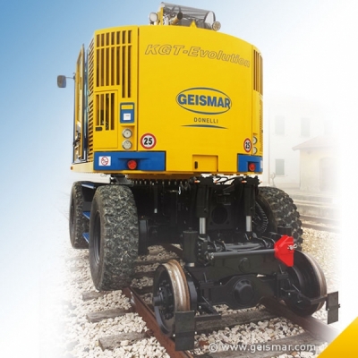 Excavator Rail Attachment for CAT 307 (ชุดอุปกรณ์ติดตั้งวิ่งบนรางรถไฟ)