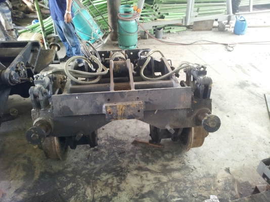 Excavator Rail Attachment for CAT 307 (ชุดอุปกรณ์ติดตั้งวิ่งบนรางรถไฟ)