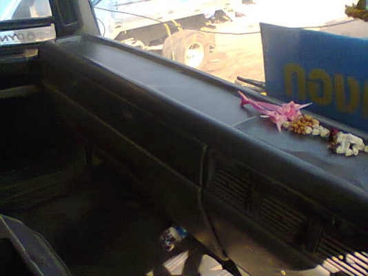 ขายHINO FL3H 195  10ล้อเพลาเดียวยาว 6.20 เมตร ขาย 790,000บาท ติดต่อ 089-2095791 บอย