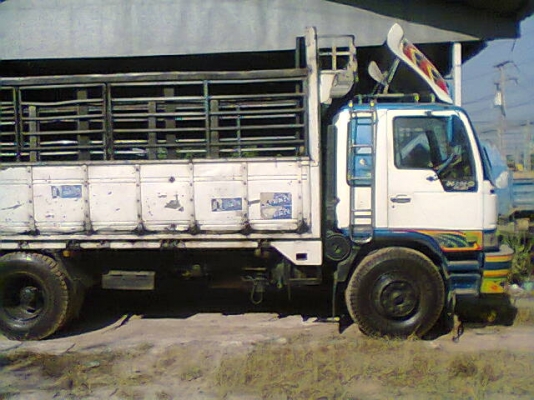 ขายHINO FL3H 195  10ล้อเพลาเดียวยาว 6.20 เมตร ขาย 790,000บาท ติดต่อ 089-2095791 บอย