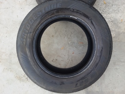 ขายยาง215/65/15 ปี11/2เส้น09/2เส้น BRIDGESTONE LEO627  4 เส้น