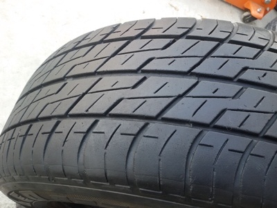 ขายยาง215/65/15 ปี11/2เส้น09/2เส้น BRIDGESTONE LEO627  4 เส้น
