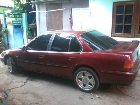 ขายHONDA ACCORDปี1993 เครื่อง 2200ติดแก๊ส