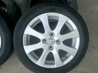 ขายล้อแม็กซ์ Mazda 2 ขอบ15 พร้อมยาง 185/55/15 ปี12 4 ล้อ