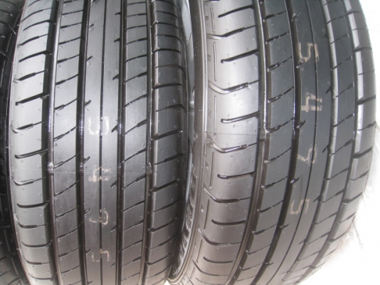 ขายล้อแม็กป้ายแดง mitsu attrage 15" พร้อมยางปี13 สนใจติดต่อเล็กคลองสามครับ 081-3747940