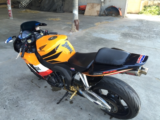 ขายcbr1000 y07 ลดราคาครับ185,000บาทครับ