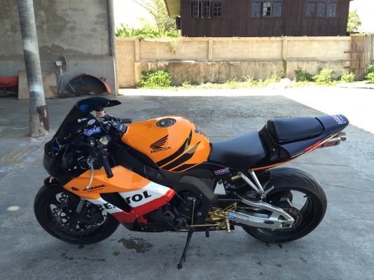 ขายcbr1000 y07 ลดราคาครับ185,000บาทครับ
