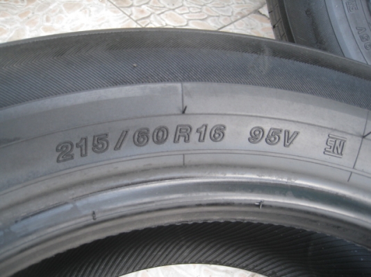 ขายยางป้ายแดงถอดศูนย์ yokohama blue earth e75 215/60r16 ปี13สนใจติดต่อเล็กคลองสามครับ 081-3747940 ขายยางป้ายแดงถอดศูนย์ yokohama blue earth e75 215/60r16 ปี13สนใจติดต่อเล็กคลองสามครับ 081-3747940