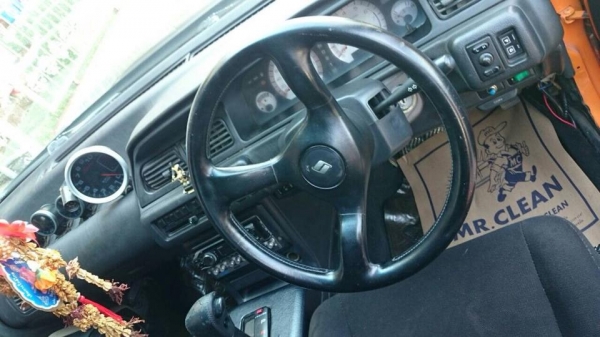 ต้องการขายรถแต่งสวยครับราคาถูก ต้องการขายรถแต่งสวยครับราคาถูก