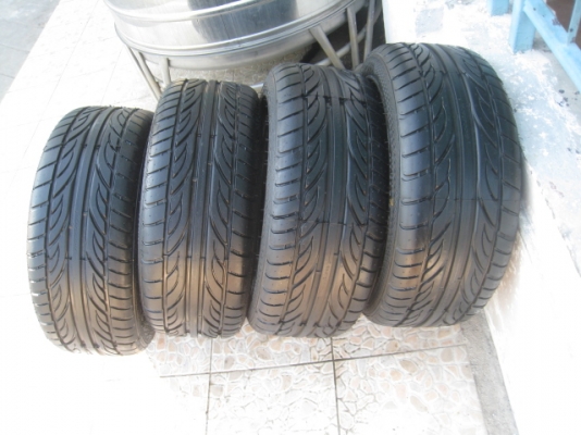 ขายยาง Accelera alpha 195/50r15 ยางผลิตสัปดาห์ที่ 36 ปี14สนใจติดต่อเล็กคลองสามครับ 081-3747940