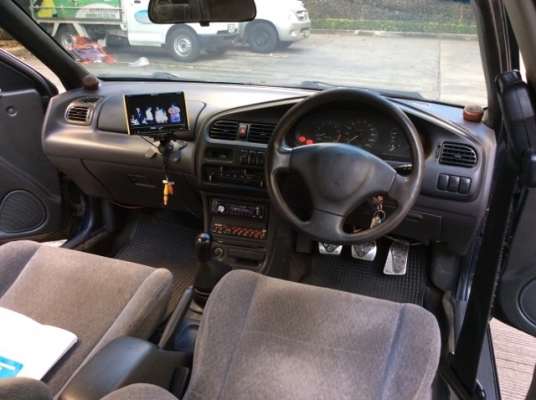 ขายรถมาสด้า 323 ซีดาน ปี 96 เครื่องเดิม 1.6 หัวฉีด เกียร์ธรรมดา ติดแก๊ส LPG  ภายในเดิมๆสวยมาก เบาะกำมะหยี่เดิมๆสะอาด เครื่องเสียง CD/จอทีวี LCD 7&quot; ซับเบส 10&quot; ใช้ได้หมด  กระจกไฟฟ้าทั้งคัน เพาเวอร์ แอร์เย็นฉ่ำ ตัวถังบางๆเดิมๆทั้งคัน สีสวยเงา รถสวย