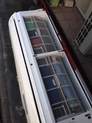 **** ขายแอร์ LG 12500 BTU ตัวTOP ****