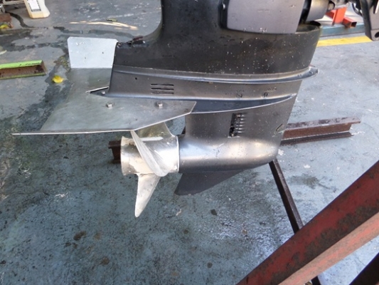 เครื่องเรือYAMAHA 80 แรง 2 จังหวะ พร้อมใช้