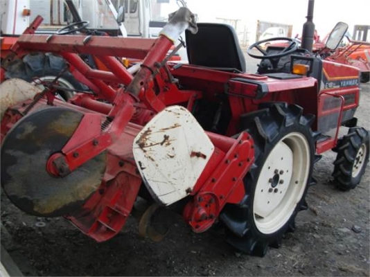 Yanmar F18D รถแทรกเตอร์ฟาร์ม