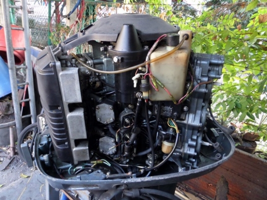 เครื่องเรือYAMAHA 175 แรง 2 จังหวะ ตามสภาพ