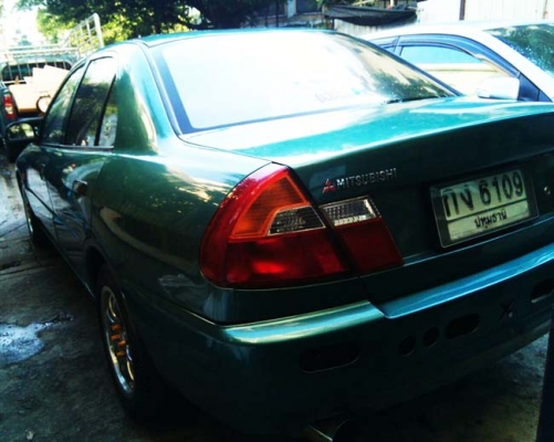 ท้ายเบนซ์ ปี 99 แต่งซิ่ง เครื่อง 4g92 เกียร์ธรรมดา น้ำมัน+แก๊ส แจ้งลงเล่มแล้ว เครื่องดี เกียร์ดี ช่วงล่างแน่นๆ ขับดีมาก เลี้ยวไม่ดัง ศูนย์ตรงวิ่งไม่สั่น ดิสก์เบรค 4 ล้อ กระจกไฟฟ้า เซ็นทรัลล็อค ภายในเรียบร้อยสวยงาม แอร์เย็นฉ่ำ เครื่องเสียง pioneer แม็กซ์ 1