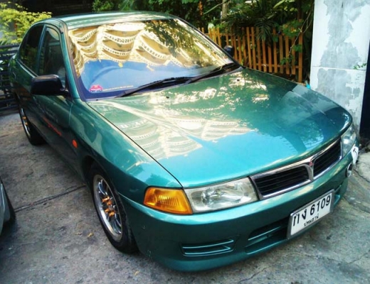 ท้ายเบนซ์ ปี 99 แต่งซิ่ง เครื่อง 4g92 เกียร์ธรรมดา น้ำมัน+แก๊ส แจ้งลงเล่มแล้ว เครื่องดี เกียร์ดี ช่วงล่างแน่นๆ ขับดีมาก เลี้ยวไม่ดัง ศูนย์ตรงวิ่งไม่สั่น ดิสก์เบรค 4 ล้อ กระจกไฟฟ้า เซ็นทรัลล็อค ภายในเรียบร้อยสวยงาม แอร์เย็นฉ่ำ เครื่องเสียง pioneer แม็กซ์ 1