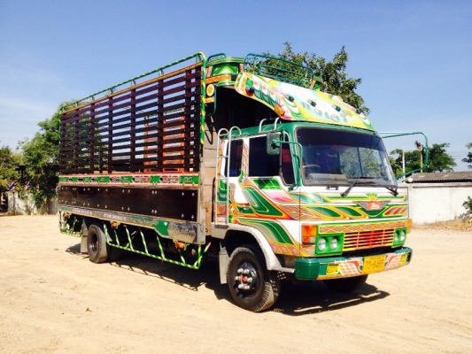 ขาย HINO FD176A เครื่อง WO6E 165 ยาว 6.20 ขาย HINO FD176A เครื่อง WO6E 165 ยาว 6.20