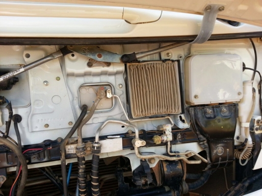 รถฮีโน่ 10 ล้อดั้ม 251 แรงม้า. ปี 56  ( ขายแม่ , ลูก )   สนใจติดต่อ 081 - 6079515