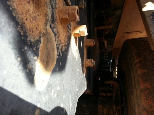 รถฮีโน่ 10 ล้อดั้ม 251 แรงม้า. ปี 56  ( ขายแม่ , ลูก )   สนใจติดต่อ 081 - 6079515