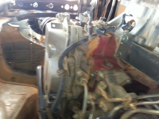 รถฮีโน่ 10 ล้อดั้ม 251 แรงม้า. ปี 56  ( ขายแม่ , ลูก )   สนใจติดต่อ 081 - 6079515