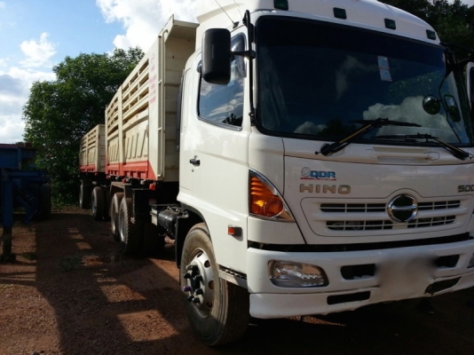รถฮีโน่ 10 ล้อดั้ม 251 แรงม้า. ปี 56  ( ขายแม่ , ลูก )   สนใจติดต่อ 081 - 6079515