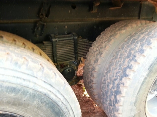 รถฮีโน่ 10 ล้อดั้ม 251 แรงม้า. ปี 56  ( ขายแม่ , ลูก )   สนใจติดต่อ 081 - 6079515