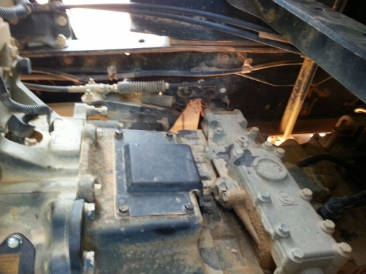 รถฮีโน่ 10 ล้อดั้ม 251 แรงม้า. ปี 56  ( ขายแม่ , ลูก )   สนใจติดต่อ 081 - 6079515