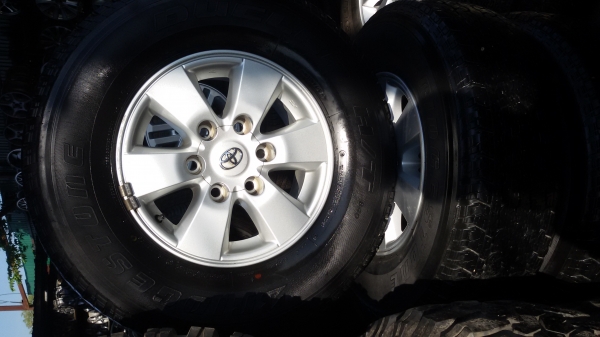 ขายล้อ TOYOTA ขอบ15 ชุดละ5800