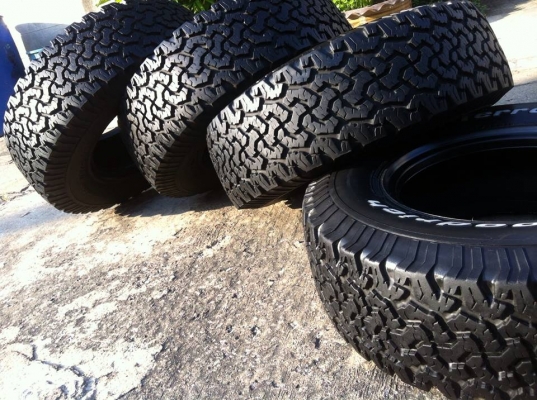 ขายยาง BF Goodrich All-terrain ขนาด 265 75 r16 สวยๆ