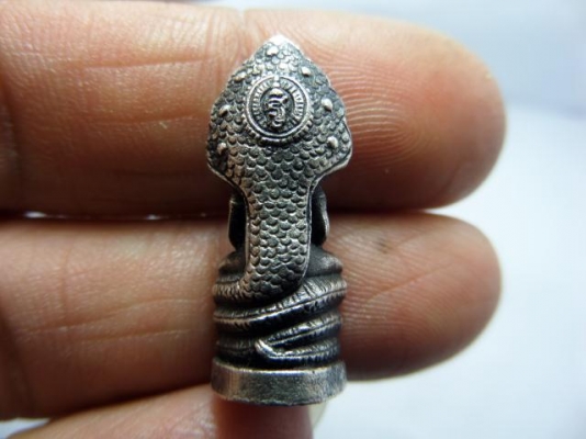 รูปหล่อพระนาคปรกลพบุรี สธ เนื้อเงิน ตอกโค๊ต