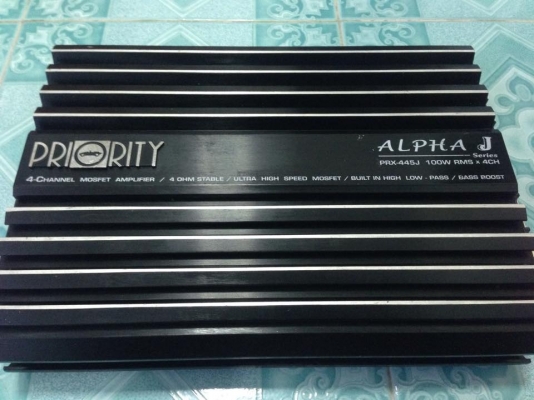 แอมป์4ch PRIORITY มือสองสภาพดี เสียงดีมากขับกลางแหลมเพราะชัดๆ ขาย 1650 บาท