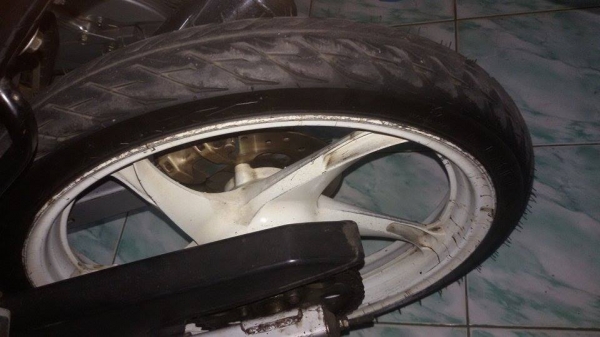 ขาย แม็กLS 5ก้านบิด พร้อมยาง 97\%