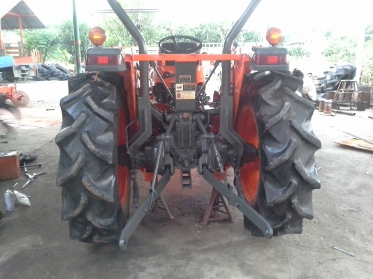 ขายคูโบต้าL4508ปรับสภาพพร้อมใช้เล่มทะเบียนพร้อมโอน