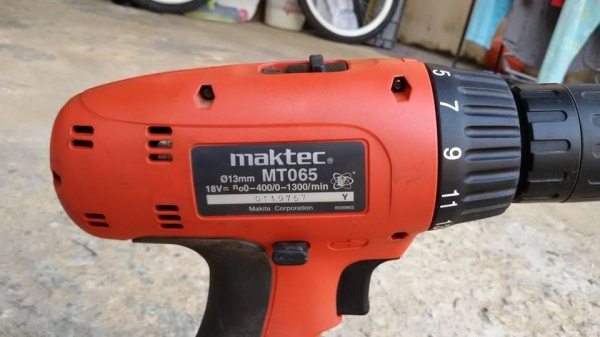 ขาย สว่านไร้สาย Maktec  ( ชาติ ลำพูน )