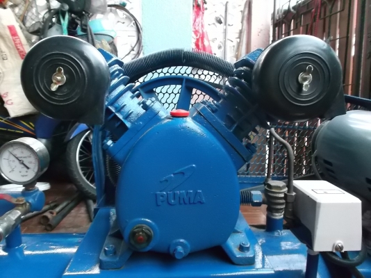 ปั้มลมพูม่า 64L มอเตอร์1/2 สภาพใหม่มาก 6800 ปั้มลมพูม่า 64L มอเตอร์1/2 สภาพใหม่มาก 6800