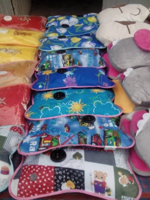 ขายกระเป๋าน้ำร้อนไฟฟ้า เเก้หนาวให้ความอบอุ่นครับ นำไปจำหน่ายราคาพิเศษ ขายกระเป๋าน้ำร้อนไฟฟ้า เเก้หนาวให้ความอบอุ่นครับ นำไปจำหน่ายราคาพิเศษ