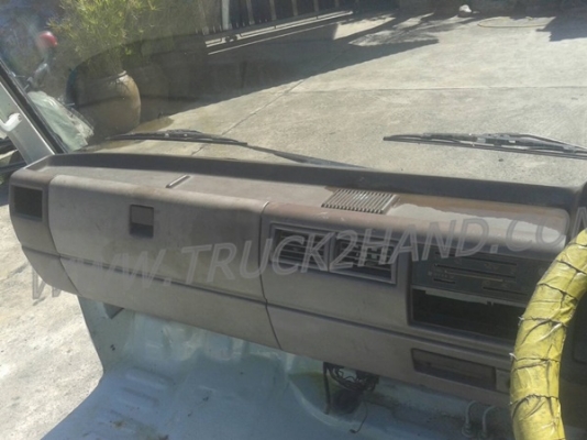 รถบรรทุก 6 ล้อ HINO FB113 คัซซียาว 5 เมตร...สามารถดูสภาพรถและทดลองขับได้ที่ศูนย์พักรถ truck2hand จังหวัดสระบุรี