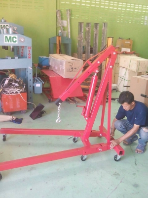 เครนยกงาน2ตัน ของใหม่ สินค้าคุณภาพราคาย่อมเยาว์สุดๆเลย8400พร้อมส่งทั่วไทยคร้าบ