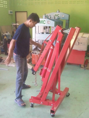 เครนยกงาน2ตัน ของใหม่ สินค้าคุณภาพราคาย่อมเยาว์สุดๆเลย8400พร้อมส่งทั่วไทยคร้าบ