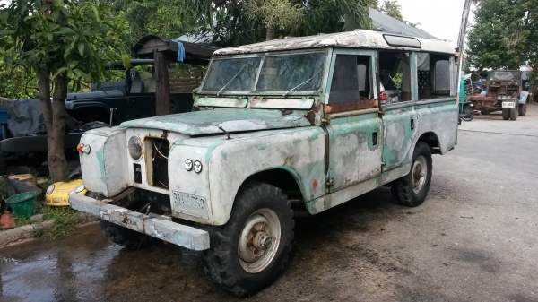 ขายรถแลนด์โรเวอร์ เครื่องอีซูซุC240 มีเกียร์โฟร์4x4 เป็นมิเนียมทั้งคัน ฟรีล็อคหน้า ทะเบียนขาดเกินไม่มีชุดโอนไปตามเอาเองครับ ขาย 65000 บาท ขายรถแลนด์โรเวอร์ เครื่องอีซูซุC240 มีเกียร์โฟร์4x4 เป็นมิเนียมทั้งคัน ฟรีล็อคหน้า ทะเบียนขาดเกินไม่มีชุดโอนไปตามเอาเองครับ ขาย 65000 บาท