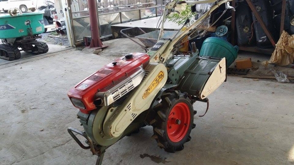 รถไถเดินตาม YANMAR ขนาด 5 แรง เครื่องยนต์ดีเซล เก่าญี่ปุ่น เครื่องยนต์ติดง่าย สภาพสวยพร้อมใช้งาน รถไถเดินตาม YANMAR ขนาด 5 แรง เครื่องยนต์ดีเซล เก่าญี่ปุ่น เครื่องยนต์ติดง่าย สภาพสวยพร้อมใช้งาน